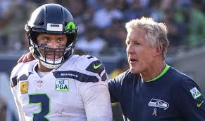TakesCoffee's tweet photo. NFL Week 14 blog https://t.co/sKEDefLcPI https://t.co/R0jbS0B22f