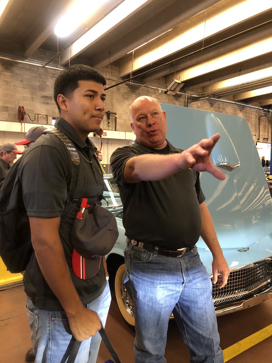 skincannon11's tweet photo. Ford Day was a huge success! It was great to see our local dealerships - Bird Kultgen, Sykora Family &amp; Johnson Brothers, along with Ford, TSTC, and others show up to support our kids as they prepare for jobs in the automotive industry. @BKFORDWACO @Sykora_Ford @tstcwaco https://t.co/HSM1Y7EtKy