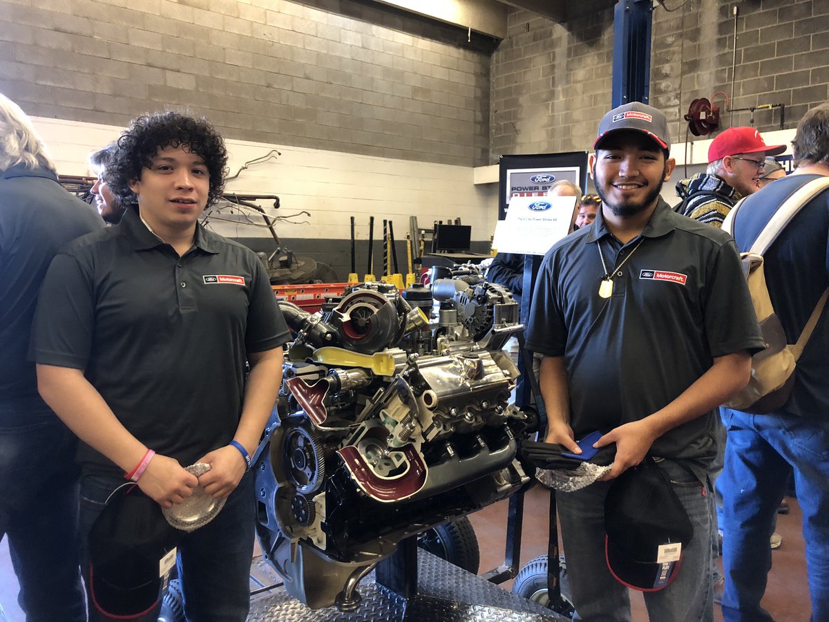 skincannon11's tweet photo. Ford Day was a huge success! It was great to see our local dealerships - Bird Kultgen, Sykora Family &amp; Johnson Brothers, along with Ford, TSTC, and others show up to support our kids as they prepare for jobs in the automotive industry. @BKFORDWACO @Sykora_Ford @tstcwaco https://t.co/HSM1Y7EtKy