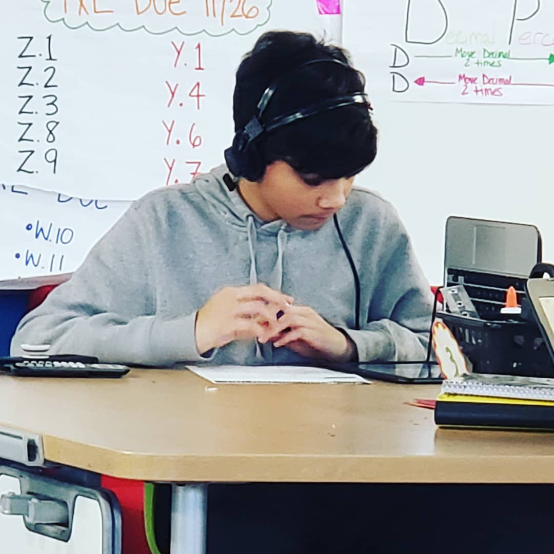 mathinmotionALC's tweet photo. When it is Tues but it feels like Mon &amp; you have no voice and only 15 min to film a video for the lesson &amp; you accidentally film it sideways 🤦 but post it anyway because did I mention no voice &amp; a sideways video was better than nothing. #runon Kids didn't seem to mind.#wintheday https://t.co/AvRCuUpkGs