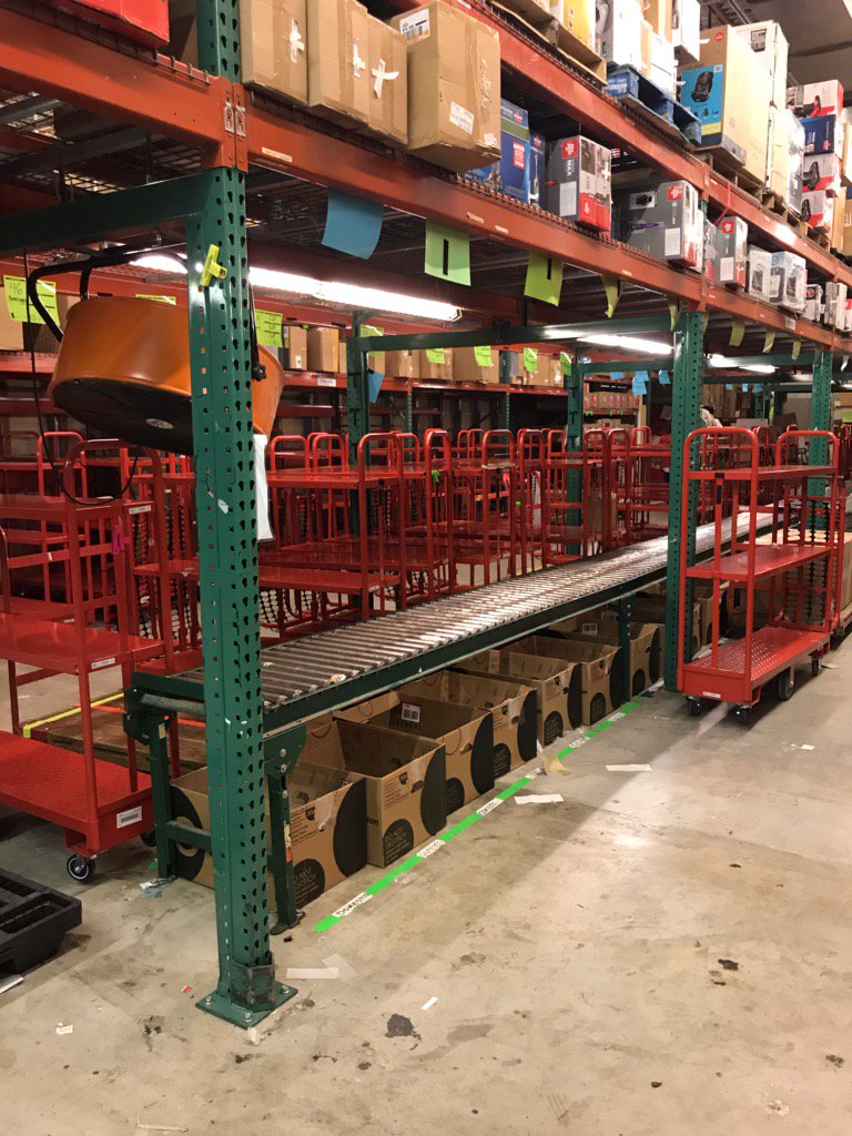 BelvaBlair2's tweet image. The T0239 has worked hard for this! Clean on freight AND backstock, even with over 15K eaches in seasonal the last 2 days! Bring on the doubles!! @afadnesstarget @kenz_byrd @jackson1_jason #thenew239
