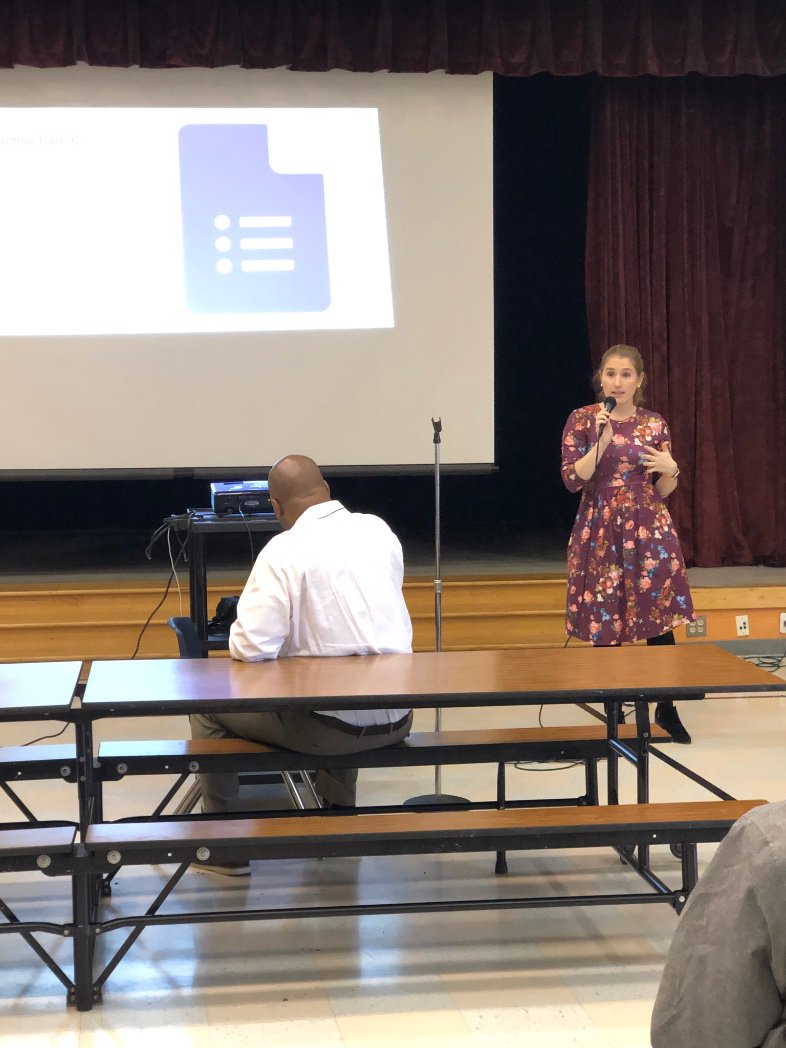 Check out @Basic_Book_Worm reminding <a href="/NorthviewES/">Northview ES-PGCPS</a>  staff members It works, if you work it! It’s so important to build meaningful relationships with students.