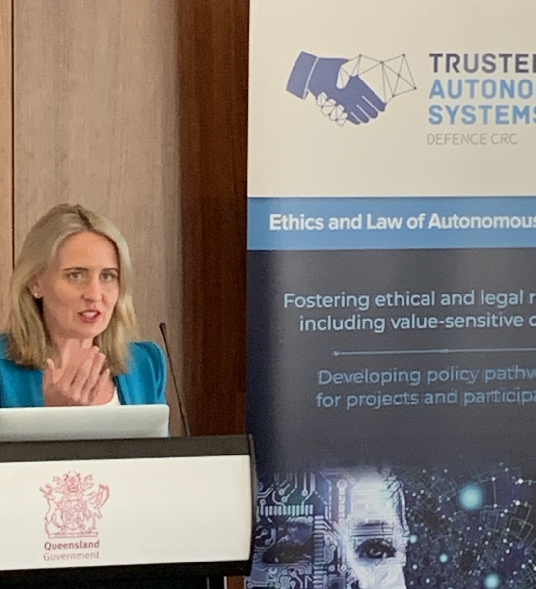 tasdcrc's tweet image. A very positive QLD Stakeholder Networking Event, made all the more special with venue L41, 1 William. Thanks to @AdvanceQLD @KateJonesQLD @JasonScholz3 @skdevitt @TASDCRC #TASDCRC #TrustedAutonomy