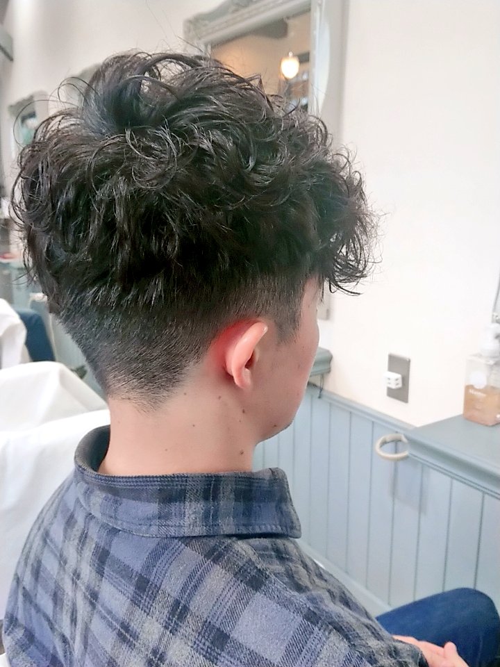 鈴木健太郎 アメコミ美容師 Twitterissa グランメゾン東京の尾花パーマ やはり木村拓哉様の影響力は凄まじい