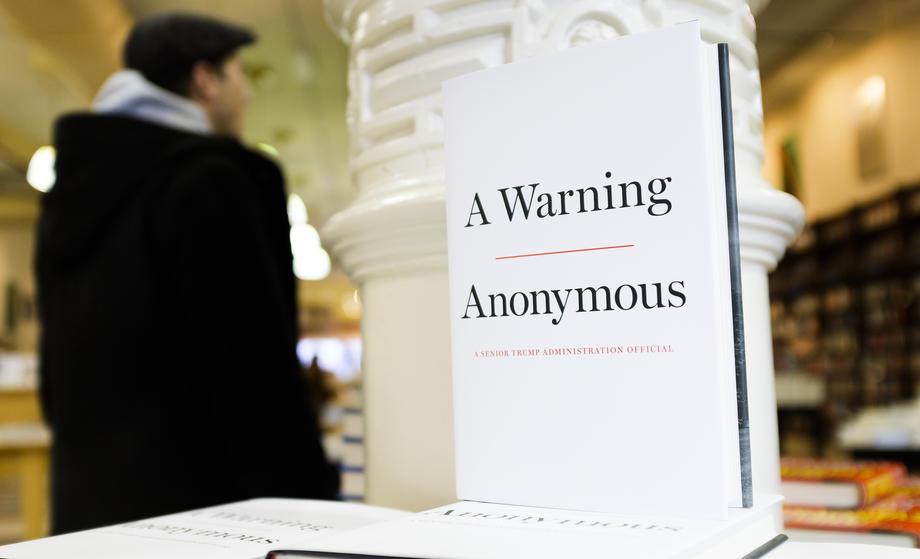 SalibaJes's tweet image. The book #AWarning by #anonymous #Trump administration official goes on sale corporatedispatch.com/the-book-a-war…