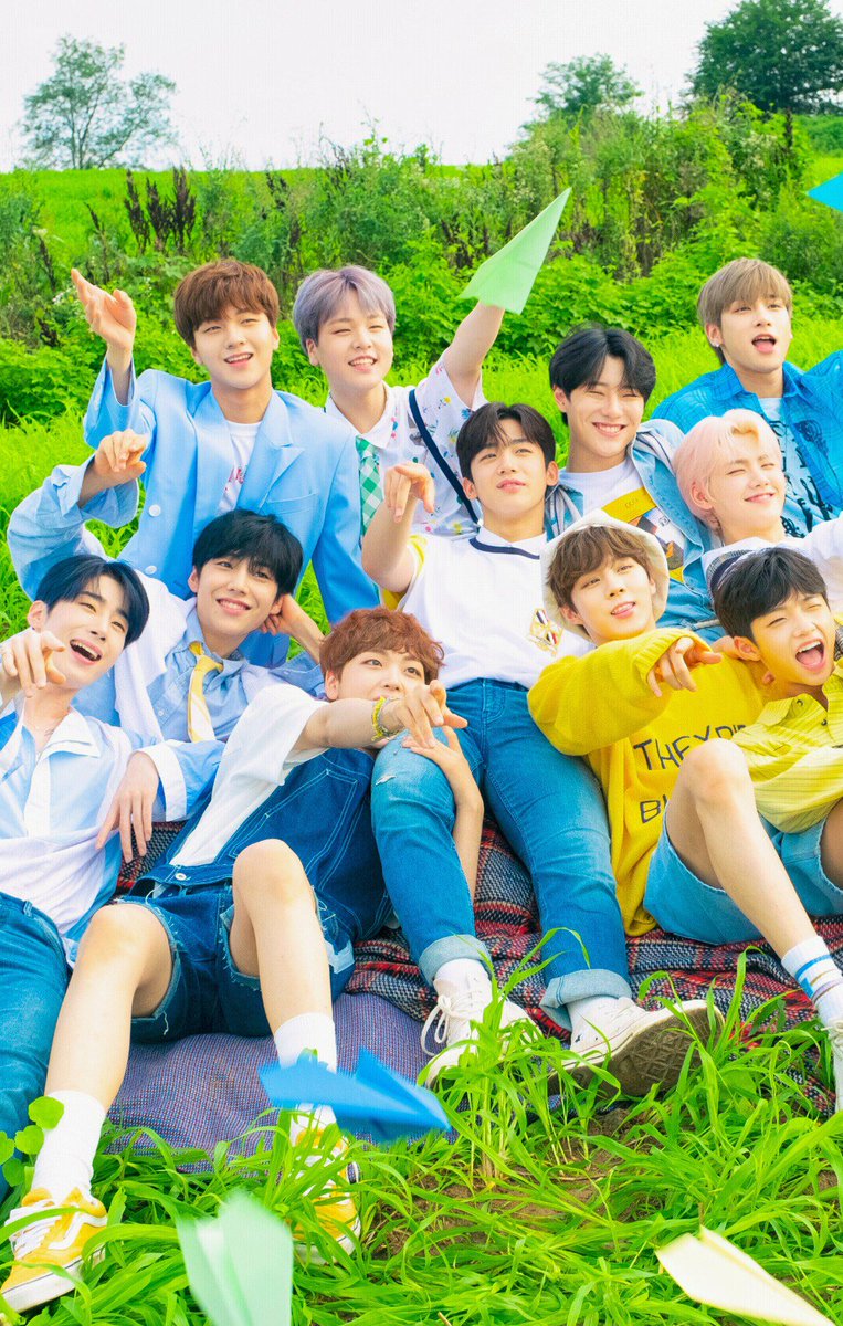 pshwaateez's tweet photo. Yang mereka tau kalian cuma grup manipulasi, yang mereka tau kalian harus bubar, TAPI MEREKA HARUS TAU KALO KEDEPANNYA KALIAN YANG SELALU NGEDUDUKIN TOP CHART NO 1 DI SETIAP LAGU MAUPUN COMEBACKNYA! TAMPARIN BACOTNYA PAKE RATUSAN TROFI YA NANTI
#StandUpForX1 #BelieveInX1 #StayX1 https://t.co/rvUjy5rKJE