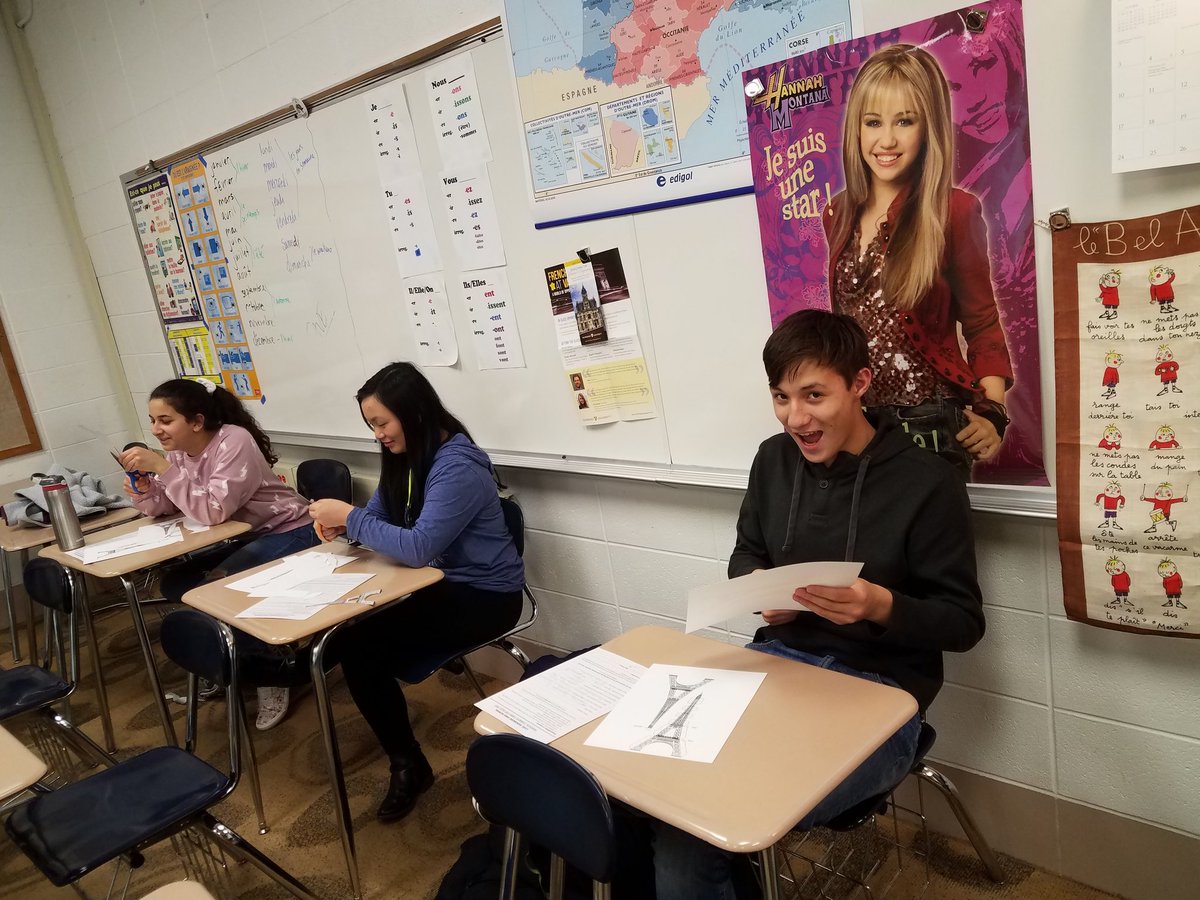 CS_FrenchClub's tweet photo. We learned about the Eiffel Tower, then tried our hand at paper models. https://t.co/bRCGNsdPIq
