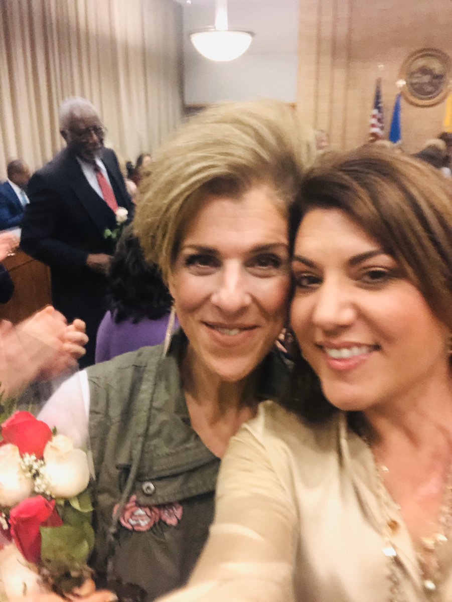 Angela Caputo tweet media