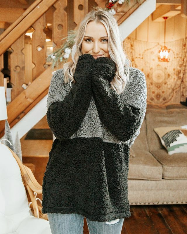 L I V E✨✨ right now! /// cuddle up with the dreamiest pullover you’ve ever seen. ⠀⠀⠀⠀⠀⠀⠀⠀⠀
#nmclothingco ift.tt/2CZB31O