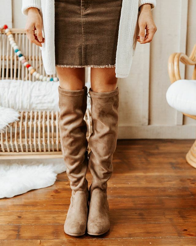 L I V E✨✨ right now! /// the perfect pair: mini skirts + knee high boots!! All these items are available online right 👏🏻 now. ⠀⠀⠀⠀⠀⠀⠀⠀⠀
⠀⠀⠀⠀⠀⠀⠀⠀⠀
#nmclothingco ift.tt/2raAH5u