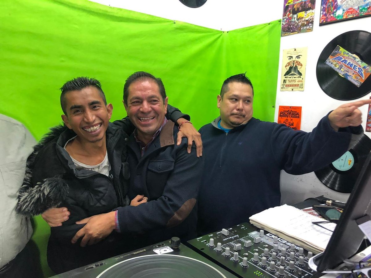 joseluis_lima's tweet photo. ¡Agradezco a mi amigo el Jarocho por la invitación! Pasé un rato increíble con mis amigos sonideros.
Gracias por la invitación a La Guarrnak
#DeFrenteyConResultados
#JLLM https://t.co/22wn2LEKDd