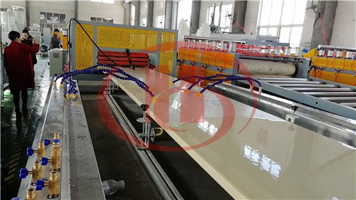 tongsanmachine's tweet image. WPC door making machine
1,turnkey production project
2,high output:400-500kg/h
3,low cost formula: 0.8USD/kg
4,CE certificate #wpcDoorPlant #wpcDoorMachine #wpcDoorManufacturingMachine #pvcDoorMachine #wpcMachine