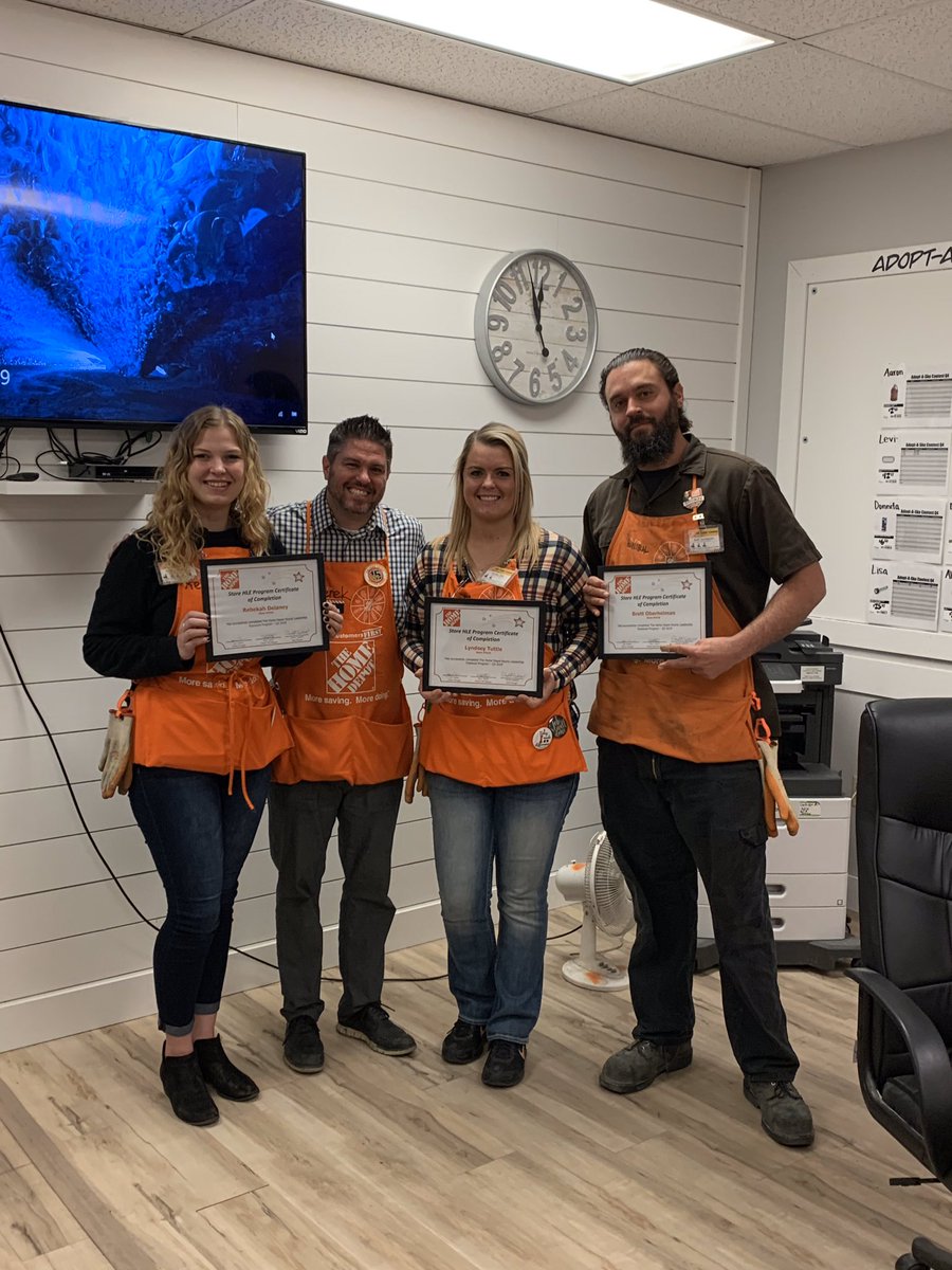 So proud of these future leaders at 4418. Congratulations Rebekah, Lyndsey, and Hannibal on your graduation from our Southern Utah Associate AD class! You guys did great!