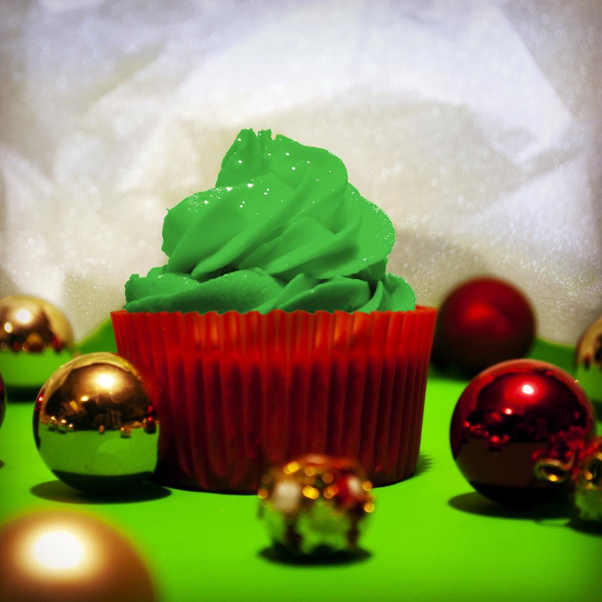 sweetandtart1's tweet photo. We are happy to announce that we will be at the fair on December 7&amp;8 @Fair_December to donate to Peel Children’s Centre. 

#cupcakedesign #cupcakeideas #cupcakequeen #cupcakeoftheday #cupcaker #cupcakesfordays #bakingcupcakes #bakingcup #bakingcups #dessertblogger https://t.co/jTNkFUn97E