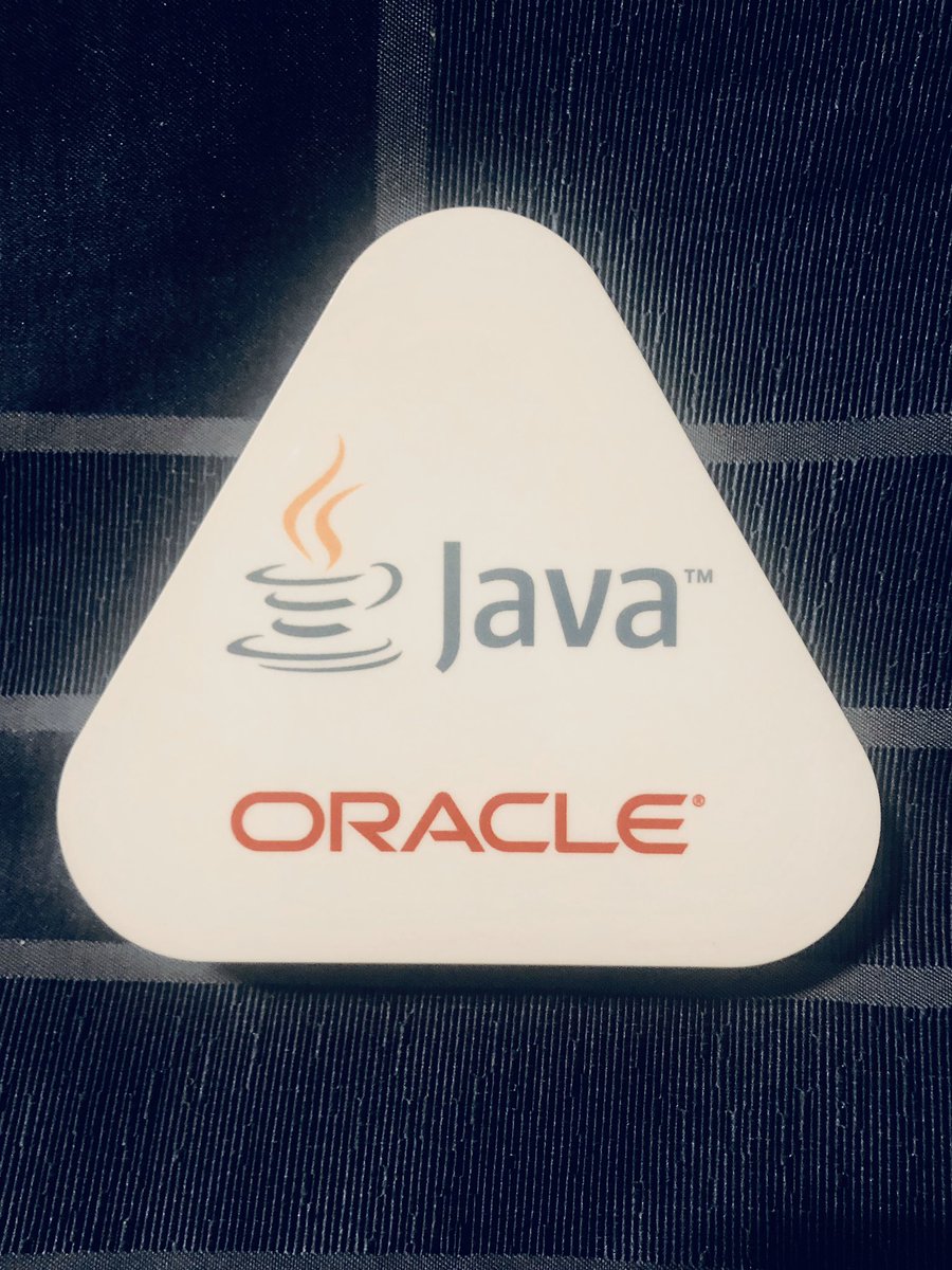 Sharat_Chander's tweet image. Coolest Bluetooth speaker 🔈 ever!

“@Java first. #Java always.”

#JavaTogether