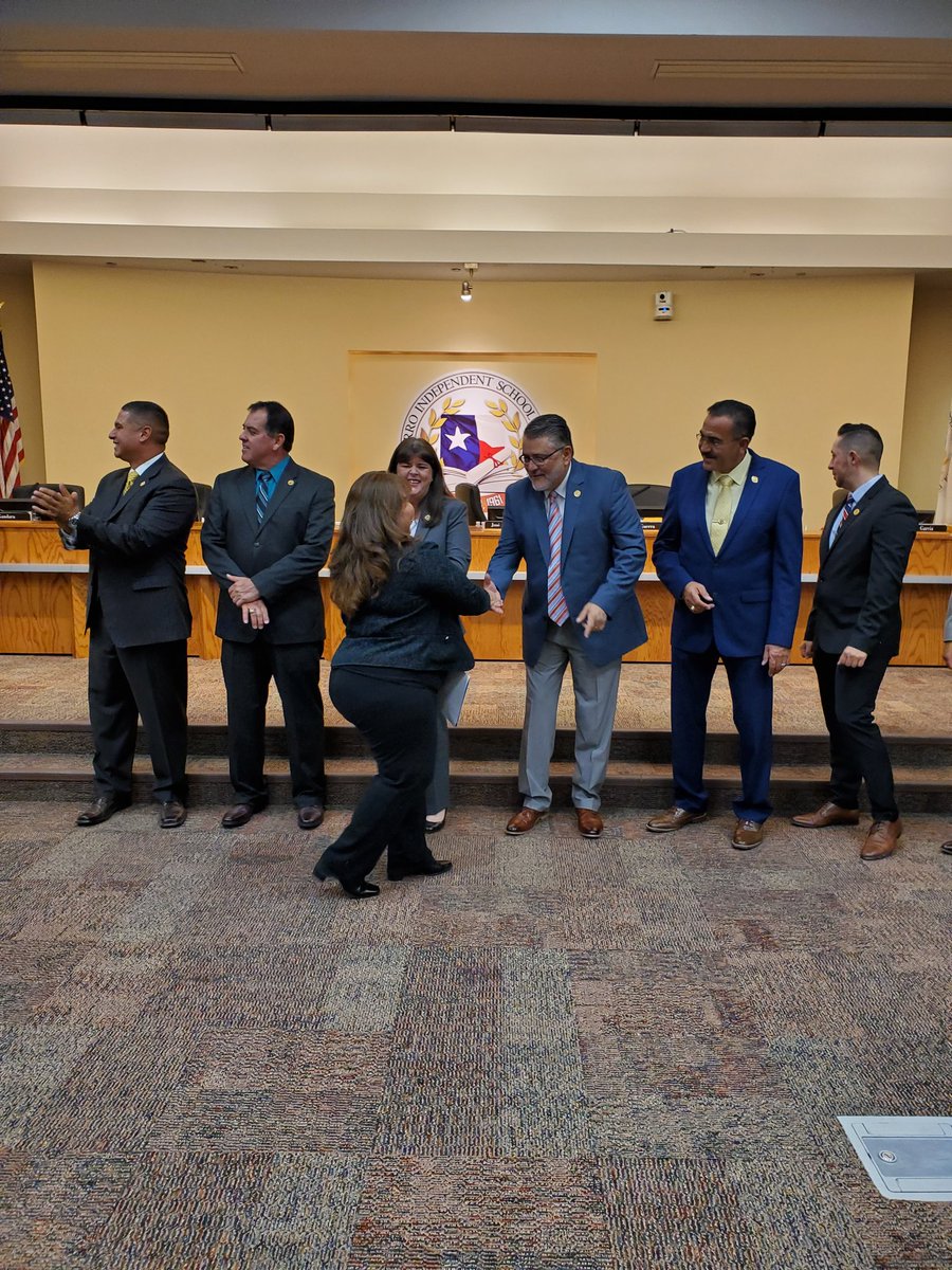 The Board congratulates #TeamSISD  Clarissa Cortez <a href="/CCortez_EECC/">Clarissa cortez_EECC</a> and Enrique Viramontes <a href="/eviram02_ES/">Enrique Viramontes</a> for 2019 Lone Star State School Silver Award Counselor Association! Congratulations and very well deserved! 👏