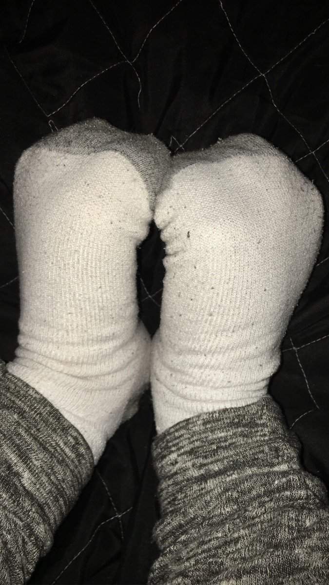 BDelightfull's tweet photo. #socks #sockporn #Feetfettish #footfettish #foot #feet #feetcurves #FeetDomination #feetlove #FOOTWORSHİP #feetlove #footqueen #feetpictures #feetpictures #smellysocks #smellyfeet #toes #toespread https://t.co/ooaKBs2Piv