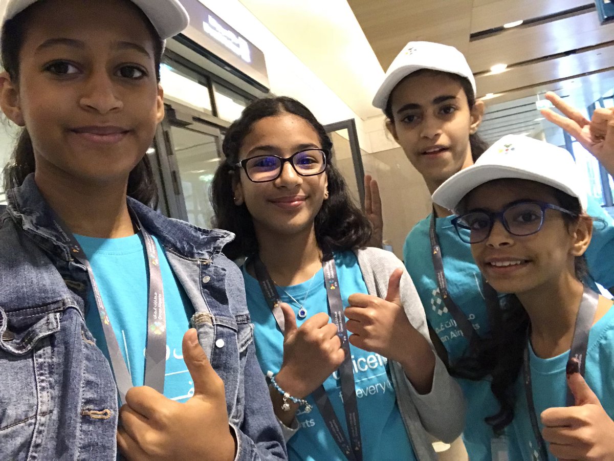 #HappeningNow: the kids are taking over! ✌🏼
 
#GoBlue
#OmanAirportsInBlue