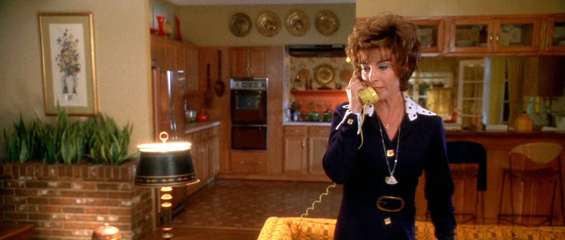 Happy birthday Kathleen Quinlan. I totally felt her anguish in Apollo XIII. 