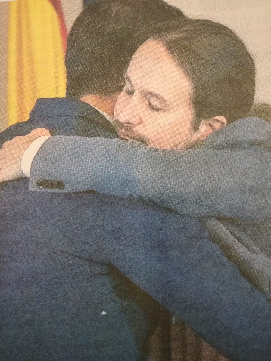 lunaysol01234's tweet photo. @Gaby51904891 @PSOE @populares A mí, como persona, me daría vergüenza propia y ajena decir algo así.
Es de #canall@s.
Pero claro.....es q está todo dicho, y reflejado ..... https://t.co/K6IC9m0edI