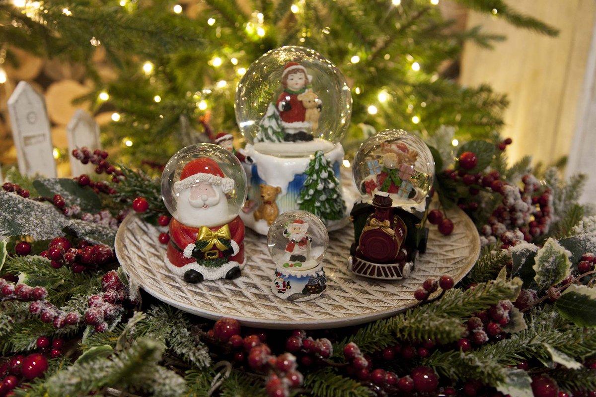 Immagini Natalizie Piccole.Vacchetti Spa On Twitter Lasciatevi Trasportare Dalle Soavi Melodie Natalizie Attraverso I Carillon Piccole Decorazioni Musicali Con Cui Adornare Ogni Angolo Della Casa Durante Le Feste Vacchetti Vacchettispa Carillon Bouledeneige Idearegalo