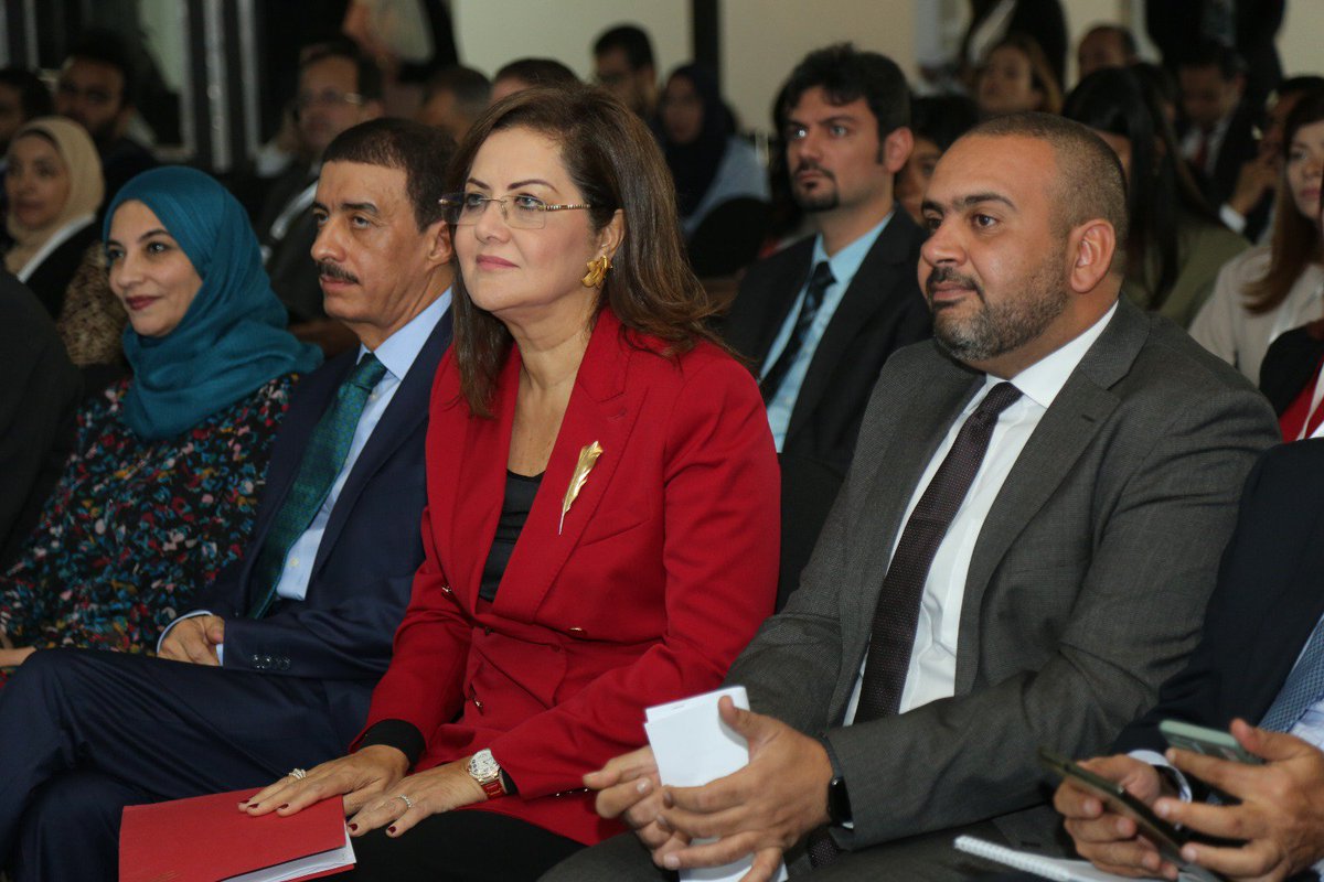 isdb_group's tweet photo. Dr. Bandar Hajjar @IsDB_President, Dr. Shehab Marzban, S.E. Hala Helmy El-Said & Dr. Hayat Sindi ont inauguré le 7ème #TransformersRoadshow en Égypte. Les deux invités d'honneur ont souligné la nécessité de renforcer le soutien apporté à la prochaine génération #ODD #Egypt https://t.co/fsGtgf6lR2