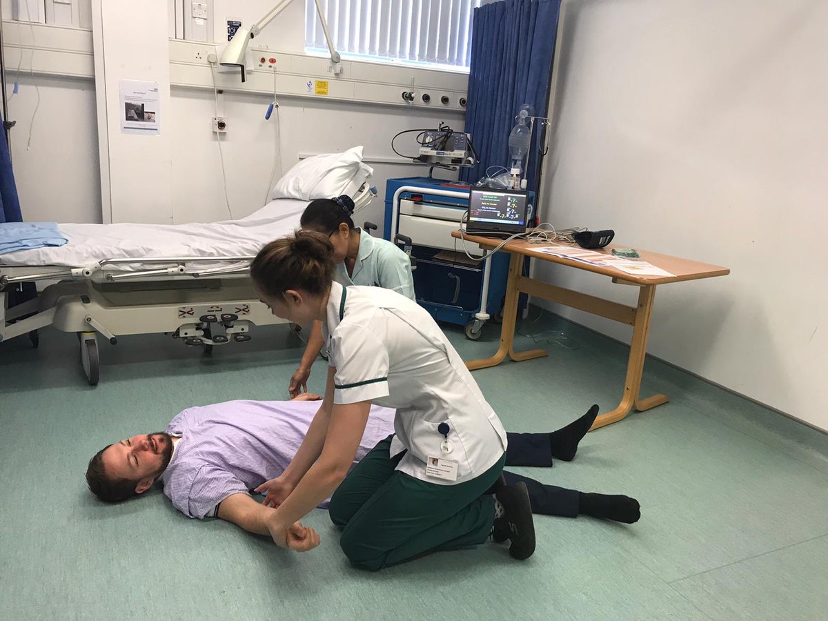 TwyfordHHFT's tweet photo. Our newest consultant Zehra arranged stroke specific Sim training for our ward staff and therapists. Focussing on three scenarios, the training will be delivered three times to include as many staff as possible. Thanks Zehra! #teamtwford #stroketraining ☺️🏥👍🏼 https://t.co/lFjYUfiMHl