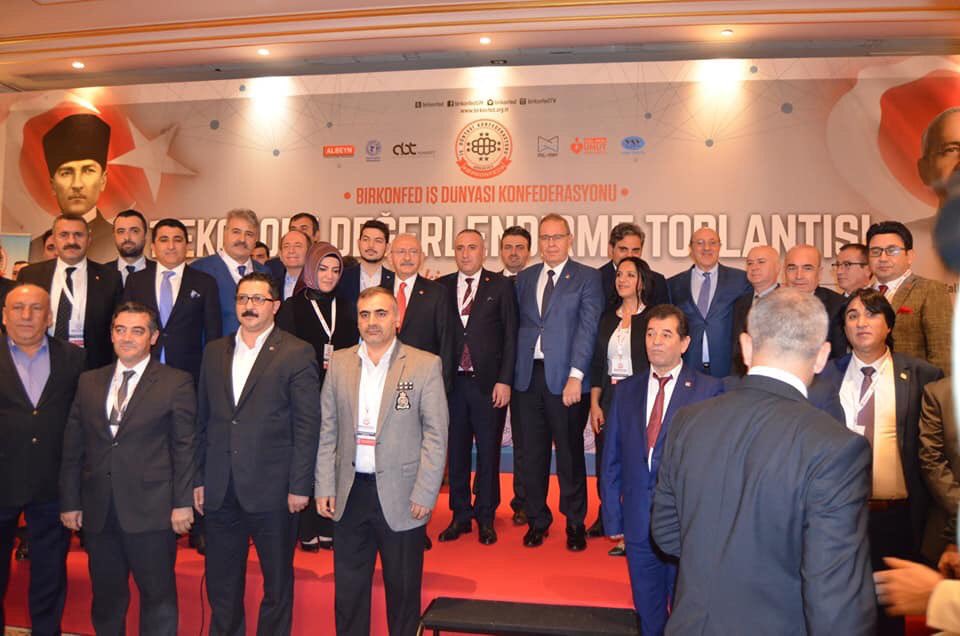 isderfd's tweet photo. #BİRKONFED İş Dünyası Konfederasyonu CHP Genel Başkanı Sn. Kemal KILIÇDAROĞLU'NUN katılımları ile düzenlediği
" 1. Ekonomi Değerlendirme Toplantısı"
ile Türkiye ve dünya gündemine oturdu...
#BİRLİKTEDAHAGÜÇLÜYÜZ
#ISDERFED
#BİRKONFED https://t.co/uj7OV6RoOf