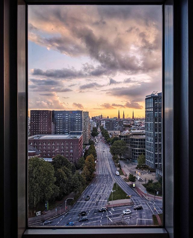 ...⁠
Ausblick! Was sind eure Wünsche an uns? ⁠
⁠
Was hättet ihr gerne das wir im nächsten Jahr anders machen. Oder mehr machen? Wo wollt ihr mehr Informationen? ⁠
⁠
Möchtet ihr mehr Tipps für bessere Fotos oder zu Instagram. Oder sollen wir einfach die Klappe halten und …