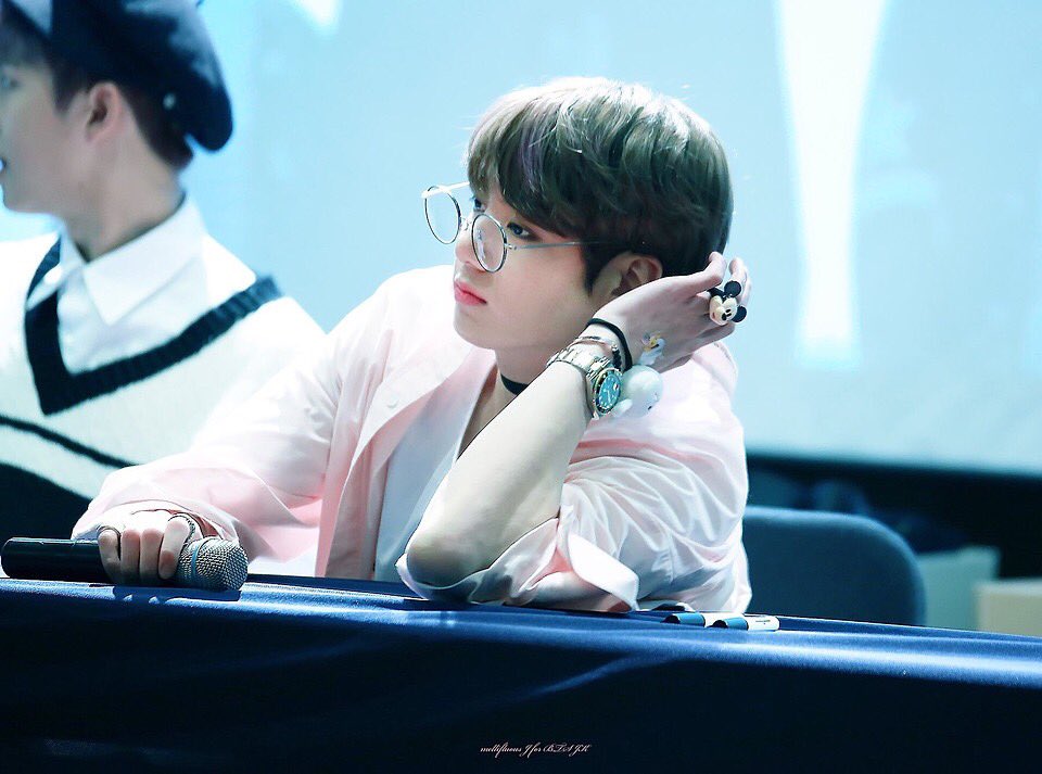 ha_chan_army's tweet image. 💜タグします💜

#armyさんと猛烈に絡みたいのでRTしてくれた方フォローします #armyさんRTしてくれたらフォローする #グクペン #ARMYさんと繋がりたい