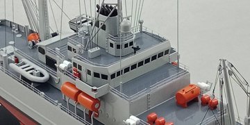 modelworkdirect's tweet image. USNS Salvor (ARS-52)is a Safeguard-class salvage ship, the second United States Navy, fine wood and resin made, our models are built planked on hull,Model by Modelworks.Call us @ 1-844-8MODELS or Visit us on Web @ modelworksdirect.com
#customshipmodel
#modelworksdirect