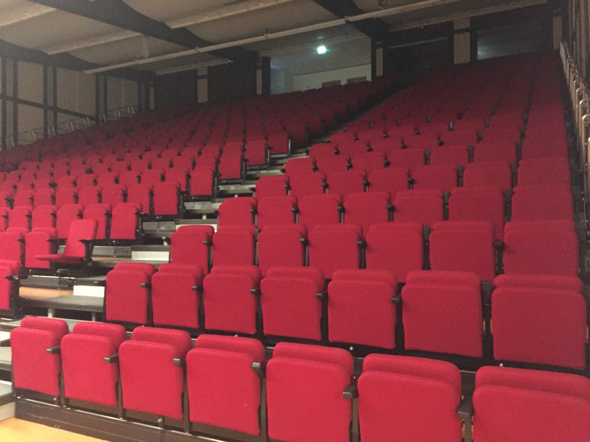 papageorgioul's tweet photo. European University of Cyprus.
Creating value through real education!
Amazing premises
#startupstories #bookpresentation #startupsales #ferenikipublications #startupsbookpresentation #startupspeaker https://t.co/GuP6tF4Sgl