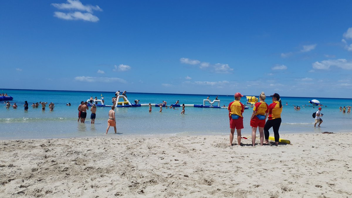 The Leavers Meelup Beach Day, run by Don't Drink &amp; Drown <a href="/LifeSavingWA/">Royal Life Saving WA</a> was a great success. The event was attended by Leavers, @GWN7 media and support agencies @WAAIDS <a href="/redfrogsau/">Red Frogs Australia</a> <a href="/headspace_aus/">headspace</a> and Hope Community Service. #leaverwa #leavers2019 #schoolie #meelupbeach