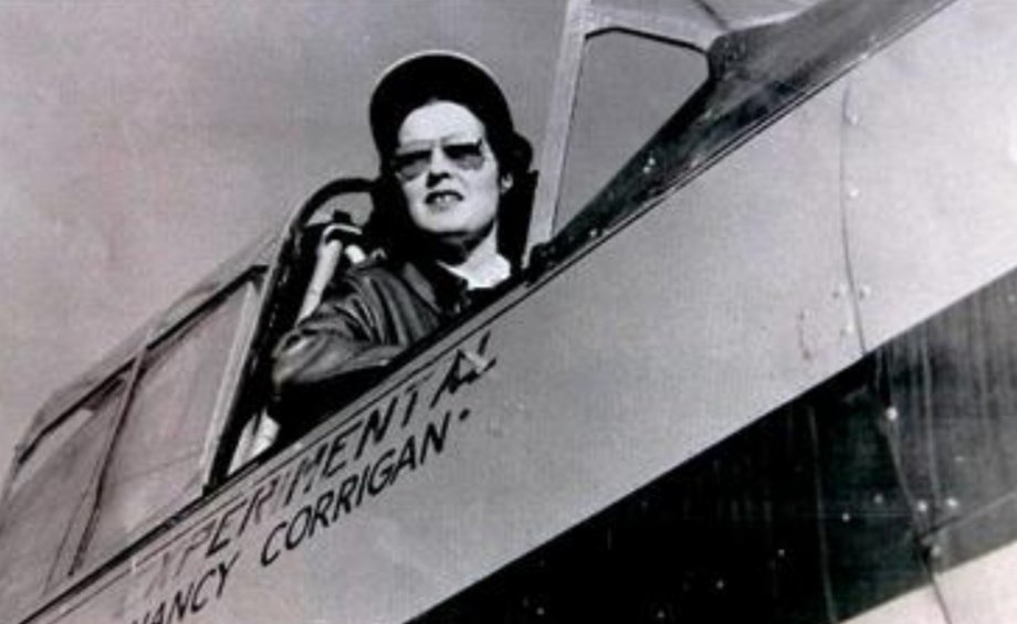 High-flying Nancy Corrigan is the 20th  #MiniMná. Emigrating from Achill to the US at 17, she worked as a nursemaid and a model to finance pilot lessons, qualified after less than 5 hours training, and was so good that she was employed training fighter pilots for WW2.  #Mnávember