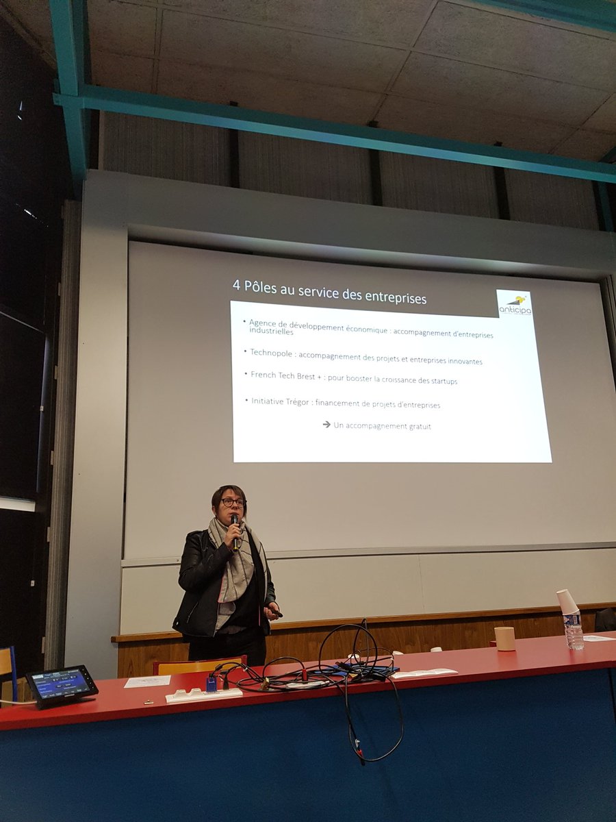Technopole Anticipa 💙💛 (@anticipa) on Twitter photo Matinée de #sensibilisation a l'#entrepreneuriat à l'<a href="/enssat/">Enssat</a>.
En conférence d'ouverture, Jacques Barreau de @Graindesail1, sur la #tech for #good @PEPITE_UBL <a href="/regionbretagne/">Région Bretagne</a> Matinée de #sensibilisation a l'#entrepreneuriat à l'<a href="/enssat/">Enssat</a>.
En conférence d'ouverture, Jacques Barreau de @Graindesail1, sur la #tech for #good @PEPITE_UBL <a href="/regionbretagne/">Région Bretagne</a>