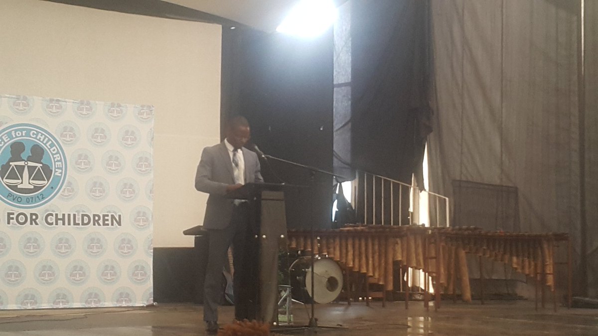 263Chat's tweet photo. Most of the children were arrested with adults in groups. They were assaulted upon arrest and one case involves a minor that was detained at Chikurubi prison for 10 days says Mutsa
@ZimHRNGOForum @JCTZimbabwe @childlinezim #HearTheirCry #HearThemCry #263Chat https://t.co/HWGGFo2iVN