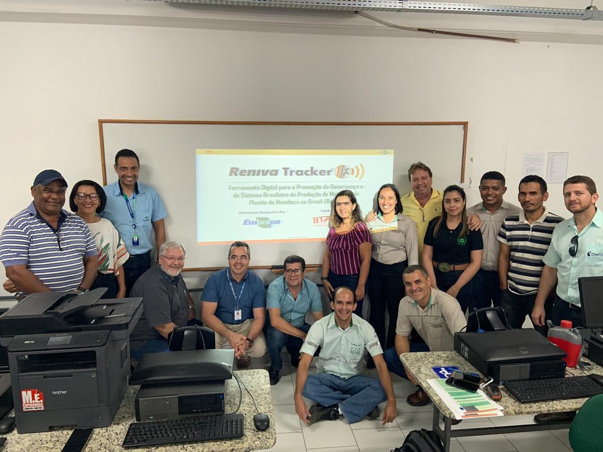 Continental leap for <a href="/seedtracker/">Seed Tracker</a> 
EMBRAPA initiated piloting of Brazilian version, RENIVA Tracker, as an enabling tool for organizing &amp; enhancing cassava seed system through RENIVA project led by <a href="/HerminioRocha2/">Herminio Rocha</a>, in collaboration with <a href="/IITA_CGIAR/">IITA</a> 
<a href="/jamesplegg/">James Legg</a> <a href="/Ogunya/">Ogunya Busayo</a> <a href="/RTB_CGIAR/">RootsTubersBananas Breeding</a>