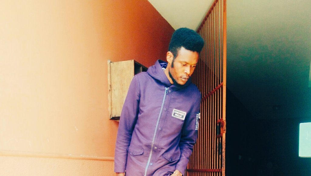JAYPEEworldwide's tweet photo. #TrueAfricanTrapGod https://t.co/i5ZZwmKUZh