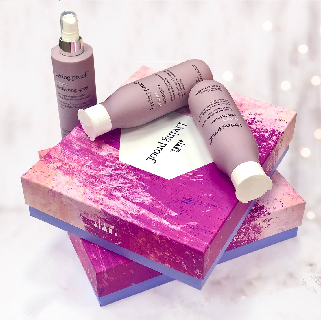 ¿Has visto ya los cofres de Living Proof?🎁
¡Son la mejor oportunidad de probar el tercer producto gratis!
#Livingproof #cabellosano #regalo
