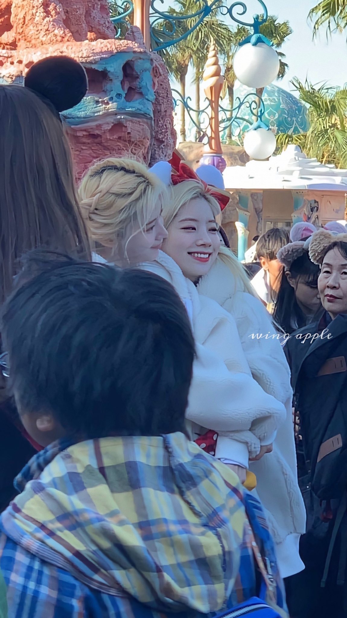 𝐌𝐈𝐋𝐊 Twiceちゃん達のディズニーに行く服装がめちゃくちゃラフな格好でめちゃくちゃ可愛い 特にダヒョンちゃんモコモコしてて可愛すぎるよ T Co Zupbvbv0lz Twitter