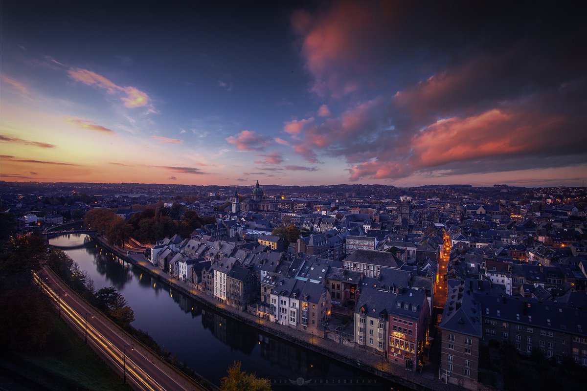 On vous partage ce cliché coup de cœur de <a href="/Pixelkomando/">Pixel Komando</a> ! 😍 N'hésitez pas à faire de même et à nous partager VOS plus belles vues de #Namur!