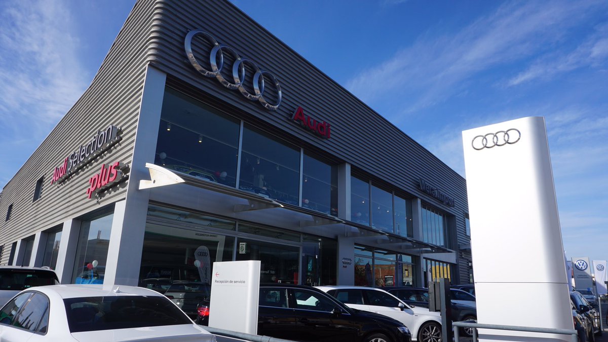 isaac_ge's tweet photo. OUTLET Vera Import. Del 20 al 22 de noviembre. Hoy iniciamos nuestras jornadas en Vera adelantándonos al Black Friday con descuentos en toda la gama Audi Selection Plus con precios inmejorables en todos nuestros vehículos matriculados y de dirección. Aprovecha y consigue tu Audi. https://t.co/IuzCLbumvx