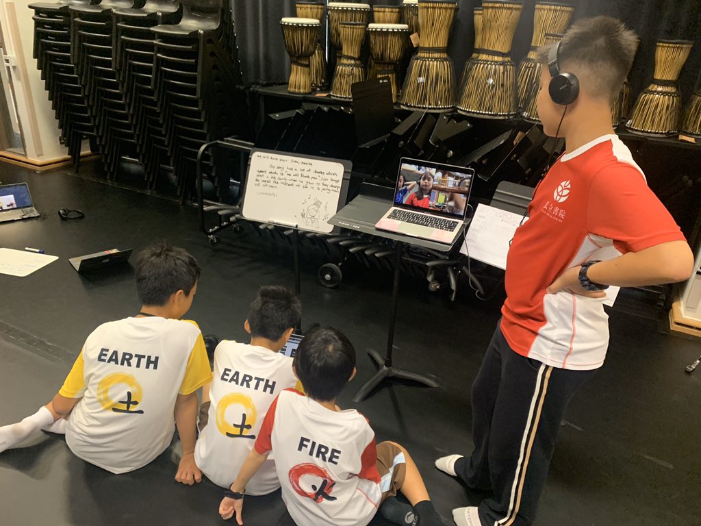 MsVanessaArts's tweet photo. INQUIRY STATEMENT: Advances in computer technology have had a significant impact on the production and development of contemporary popular music. A day of graphic notation, composition using sampling and loops and artistic statements #arsted #inquiryclassroom #IBMYP #music https://t.co/53LNOHgflD