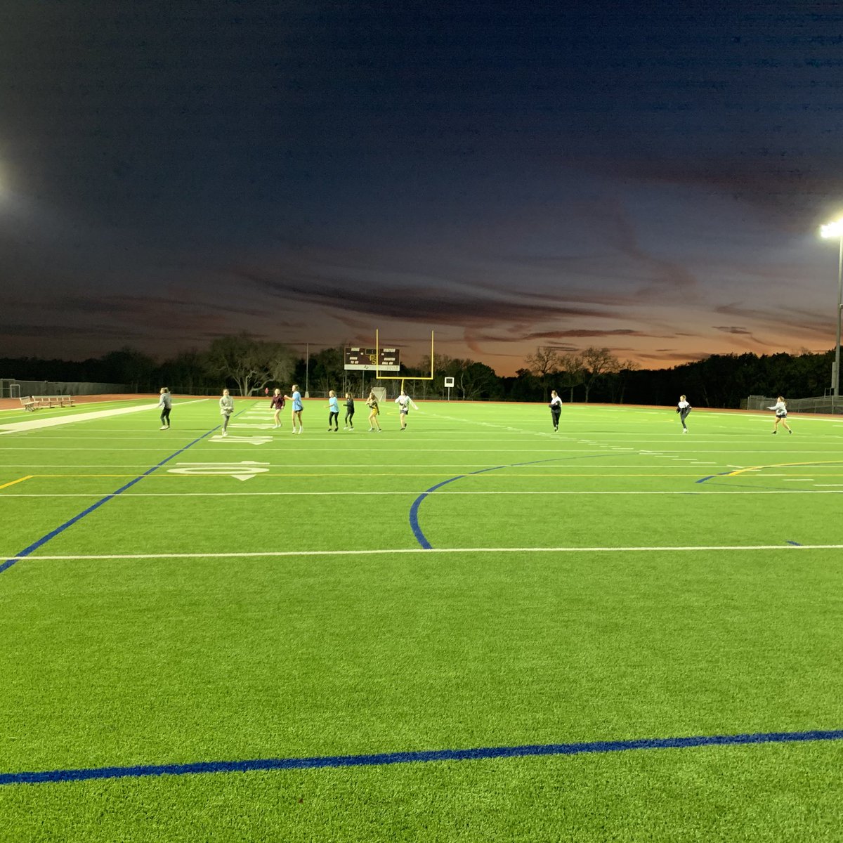 LewisDenali's tweet photo. Woooo this is a beautiful sight! #dsisdlax #mslax #coachlewis #lovethis @cloudarkITect @ds_girls_lax https://t.co/vneDntCEZI