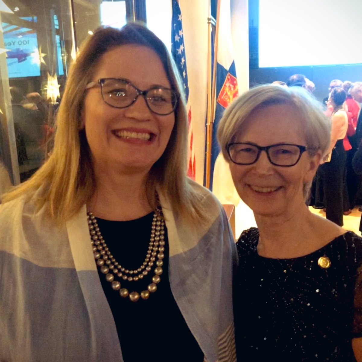 FinlandinUSA's tweet photo. Time to honor Finland’s Independence Day! Amb @KirstiKauppi highlighted importance of partnerships, success of #EU2019FI, commemorated the 80th anniversary of #WinterWar and extended thanks to our American friends for the cooperation on #FINUS100 diplomatic relations’ centennial https://t.co/RAIwhFRUuM