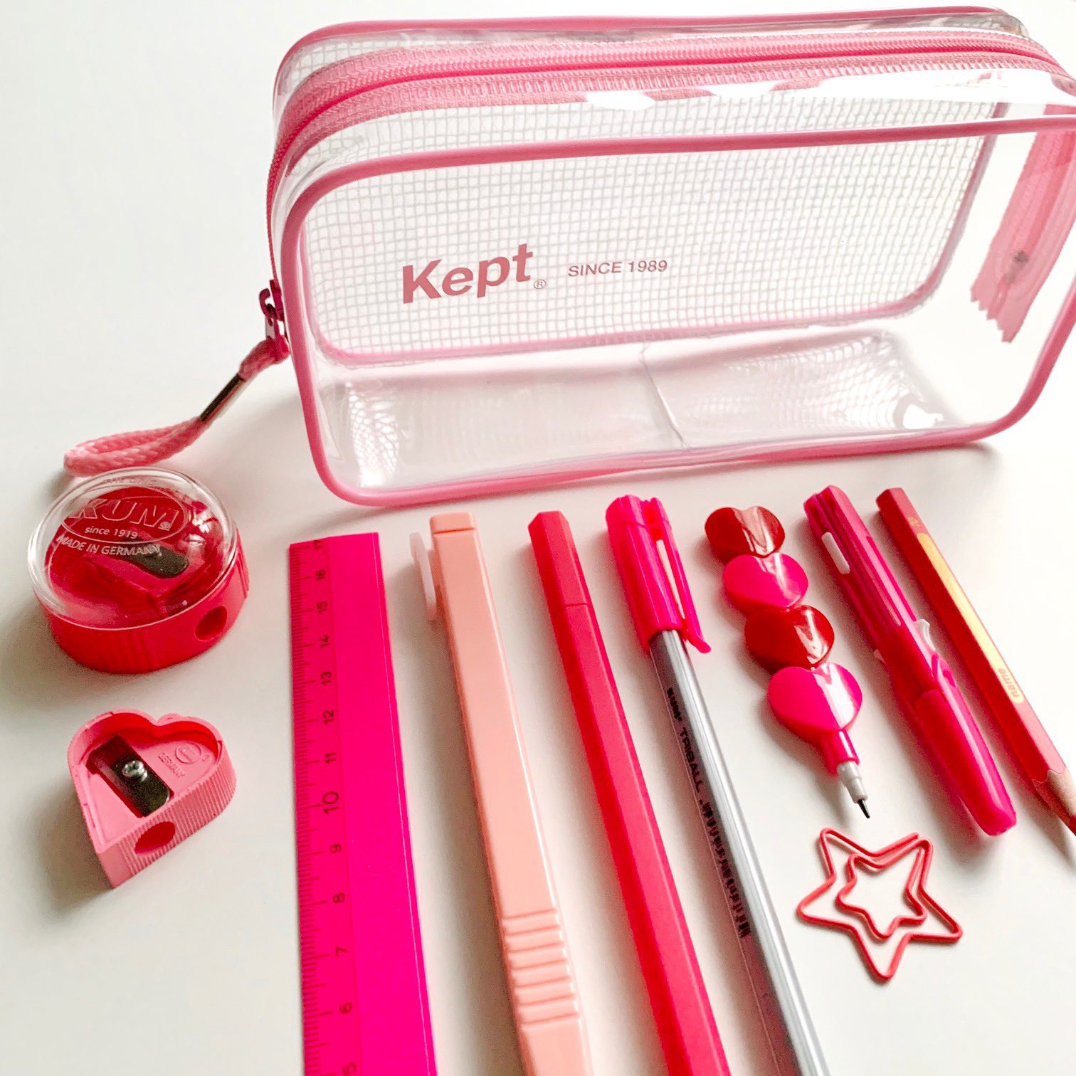 文具女子博 7月にオンライン開催 先行販売商品 Keptクリアペンポーチのワイド版です 筆記具だけでなく化粧道具や趣味の小物などを収納するのに最適で トラベルポーチとしても威力を発揮します そして 発売記念として初回生産のみ9色を