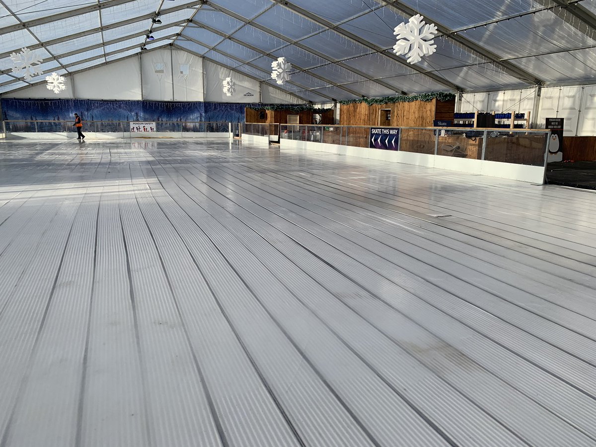 So cute.. .. the ice should be ready for the opening 5pm tomorrow @Leicester_News @whatsoninleics #iceskating #christmasinleicester