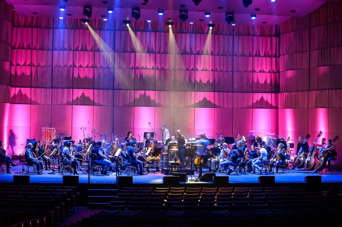 sd3design's tweet image. Some behind the scenes with @danmanganmusic rehearsing for his big show Nov 23 with @NACOrchCNA @CanadasNAC #ScottDoubtPhotography #concertphotography