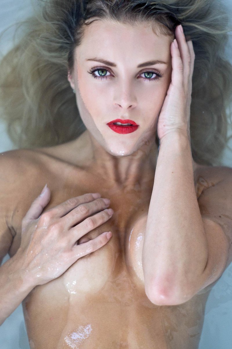 simon eccles tweet media