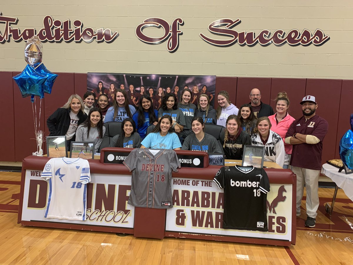 Congratulations to Sr. Bella Gutierrez for getting the opportunity to further her academic and softball career at Costal Bend College!